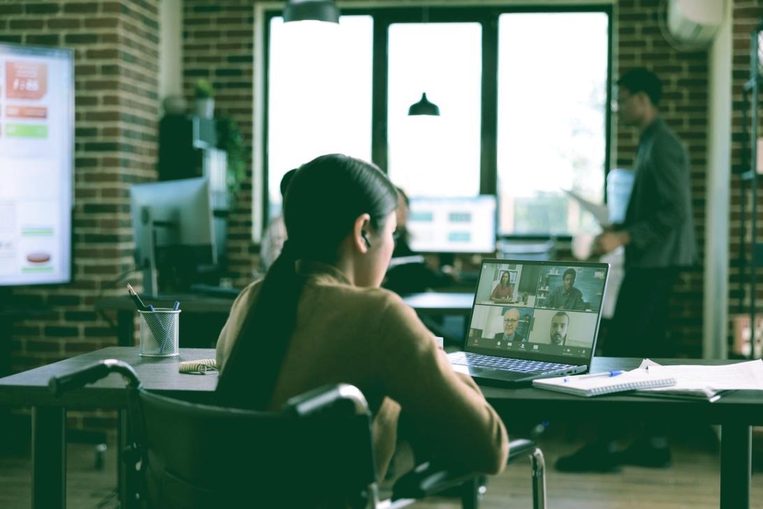 SEO analytics workspace with data visualization